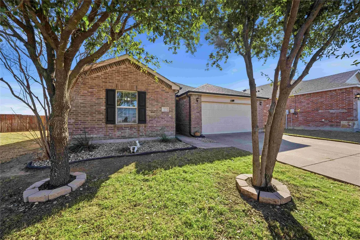 205 Fossil Bridge Drive, Fort Worth, TX 76131 - Image #1