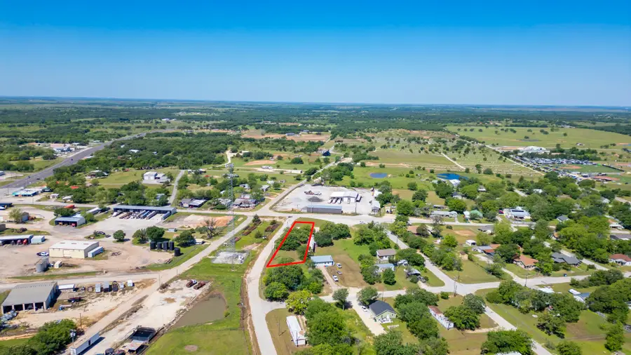 610 W Oak Street, Nocona, TX 76255 - #3