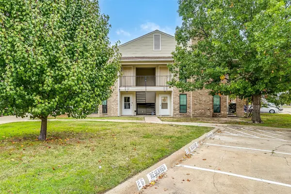 5806 Marvin Loving Drive #212, Garland, TX 75043