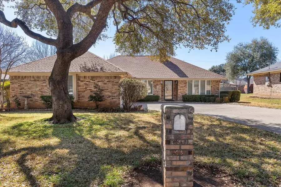 6728 Riviera Drive, North Richland Hills, TX 76180 - #2