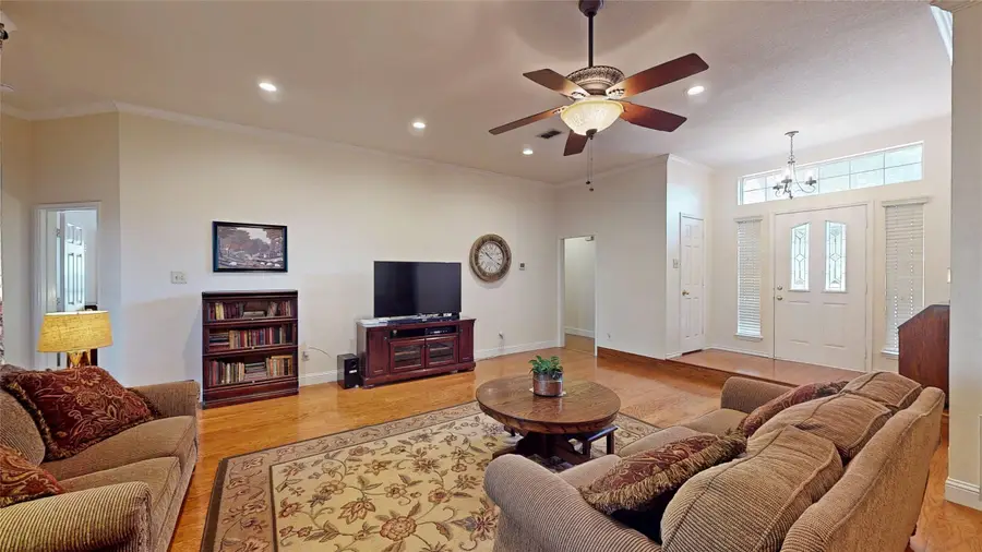 5321 Valleydale Drive, Flower Mound, TX 75028 - Image #3