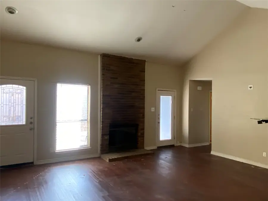 4052 La Costa Court, Irving, TX 75038 - #2