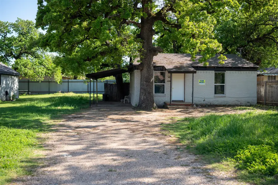 2416 Smith Avenue, Irving, TX 75061 - #3