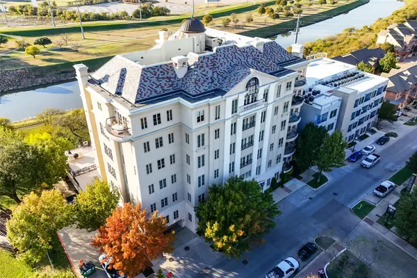 501 Samuels Avenue #320, Fort Worth, TX 76102