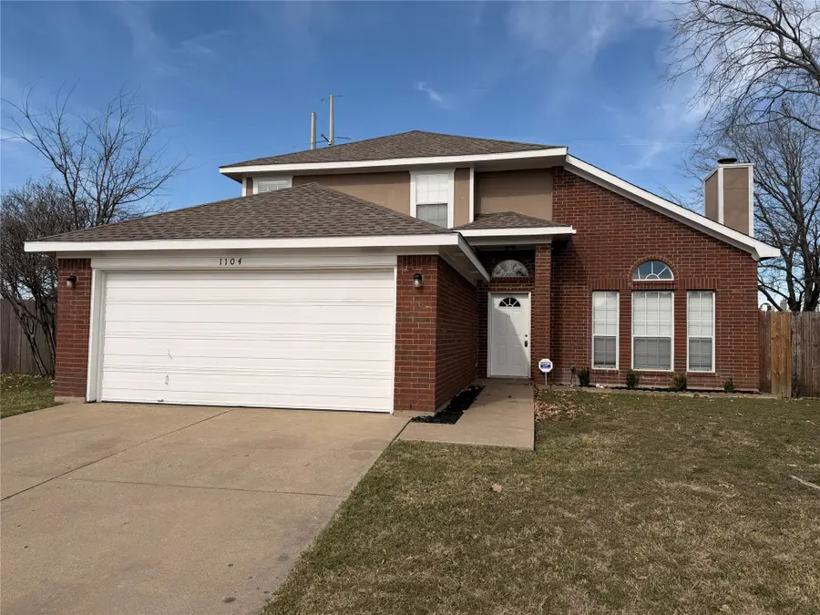 1104 Union Drive, Saginaw, TX 76131 - Image #3