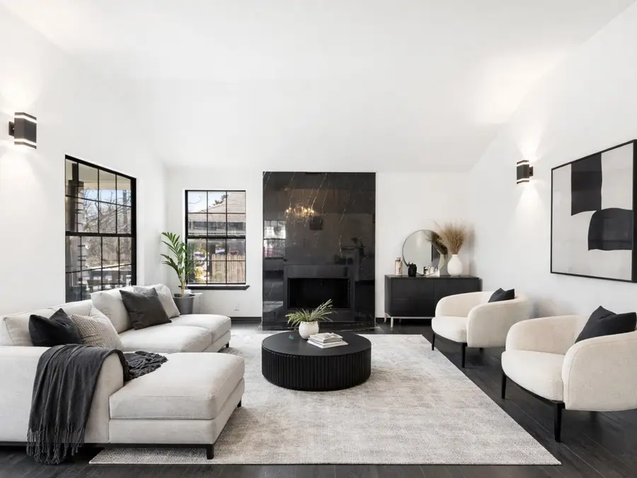 2361 Peak Street, Fort Worth, TX 76106 - Image #3