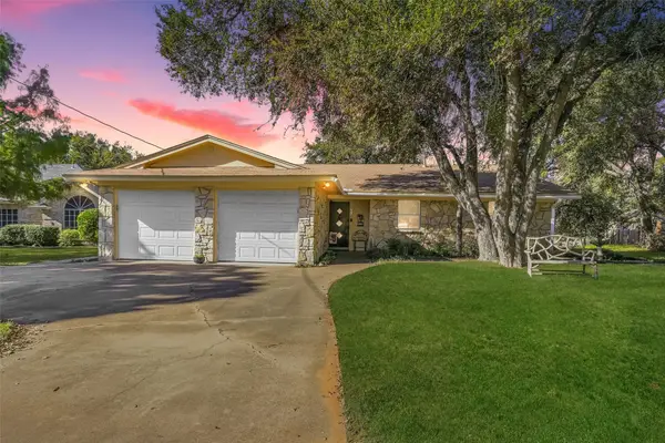 4110 Apache Trail Court, Granbury, TX 76048