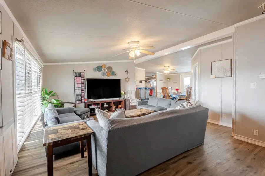 5206 Buttercup Court, Granbury, TX 76049 - #3