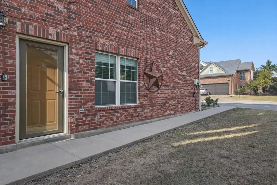1049 Colonial Drive, Coppell, TX 75019 - #3