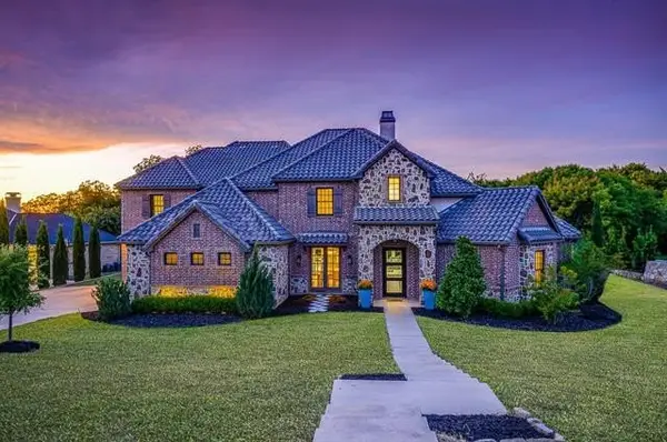 236 Summer Tanager Lane, Heath, TX 75032