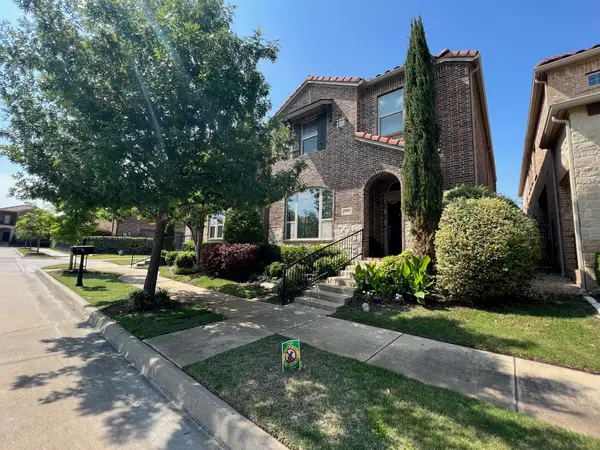 119 Palacio Street, Irving, TX 75039