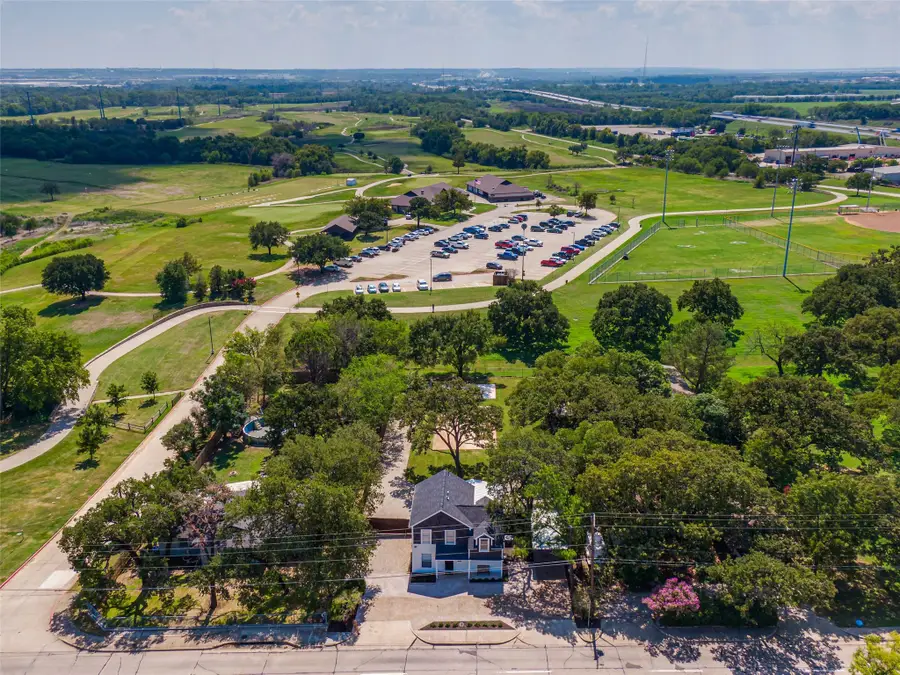 1924 E Shady Grove Road, Irving, TX 75060 - #2
