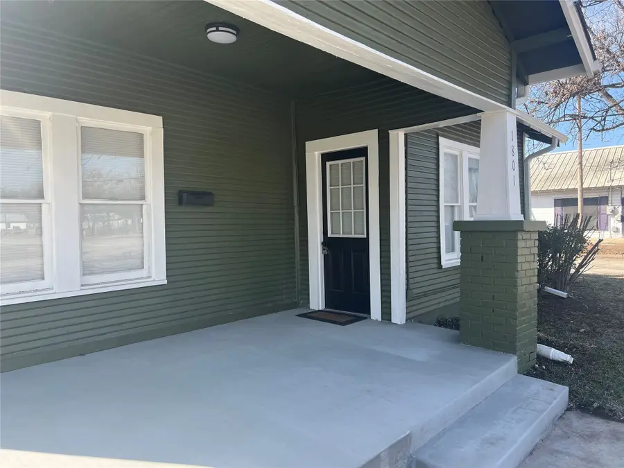 1801 6th Street, Brownwood, TX 76801 - #3