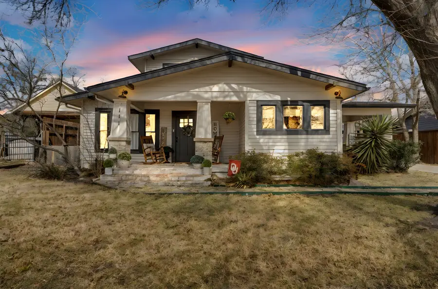 111 Mckenzie Street, Waxahachie, TX 75165 - Image #2
