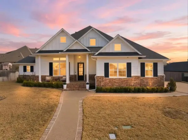 16022 Sorrento Drive, Woodway, TX 76712