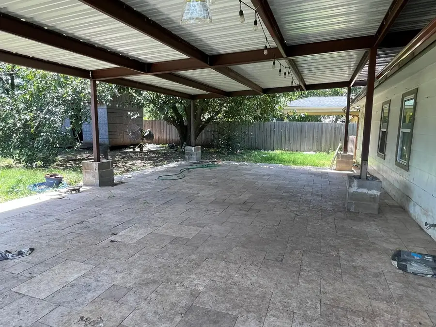 1200 Carroll Avenue, Duncanville, TX 75137 - Image #2