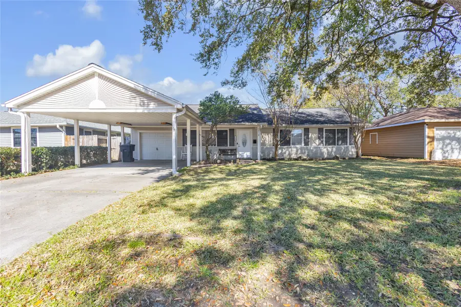 2848 Azalea Lane, Groves, TX 77619 - #2