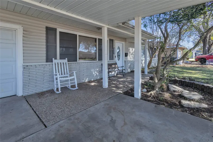 2848 Azalea Lane, Groves, TX 77619 - #3