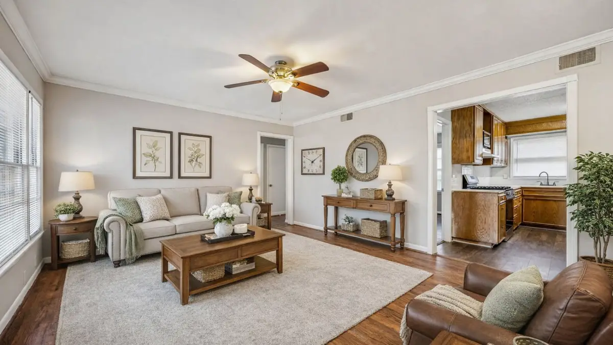 900 W Sycamore Street, Sherman, TX 75092 - #1