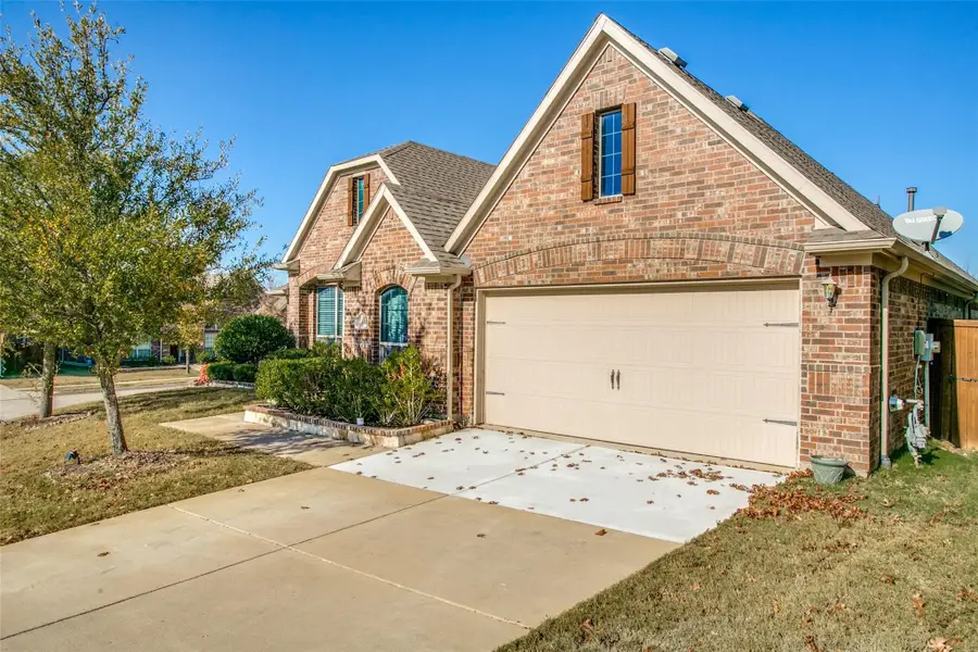 1100 Newchester Drive, Roanoke, TX 76262 - Image #2
