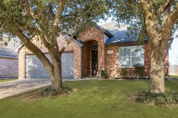 1104 Vista View Drive, Burleson, TX 76028