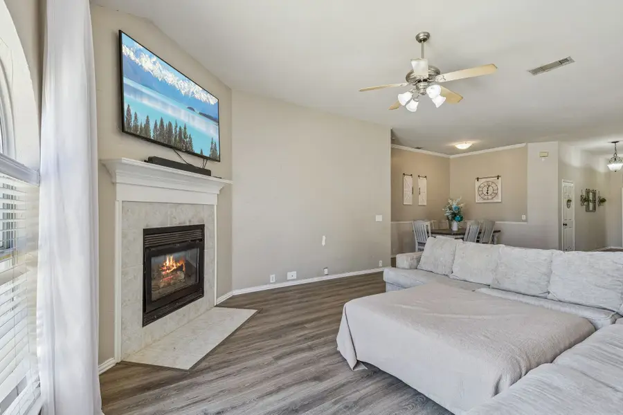 6713 Alderbrook Drive, Denton, TX 76210 - #3