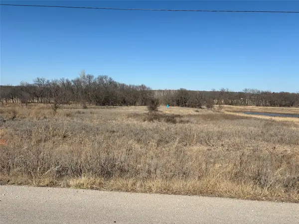 390 Rolling Hills Boulevard, Alvord, TX 76225