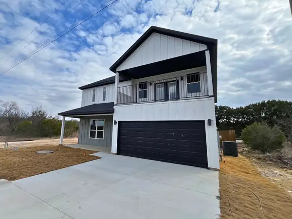 5917 Barkridge Drive, Granbury, TX 76048
