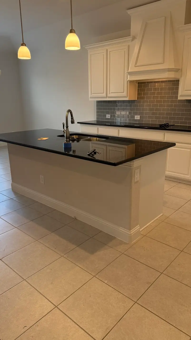 805 Rustic Trail, Midlothian, TX 76065 - Image #2