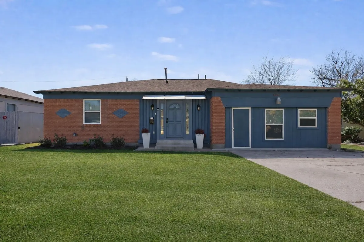 9526 Castlefield Drive, Dallas, TX 75227 - #1