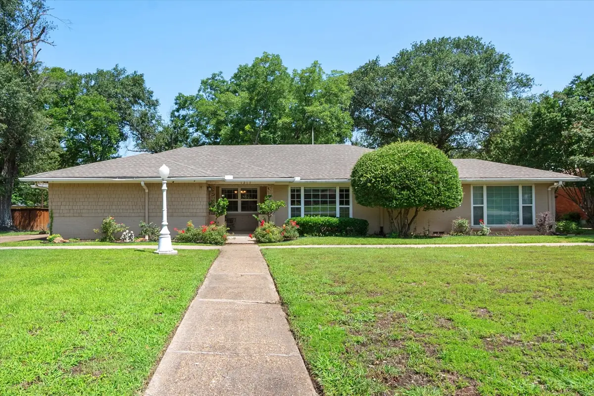 1215 Columbia Circle, Corsicana, TX 75110 - Image #1