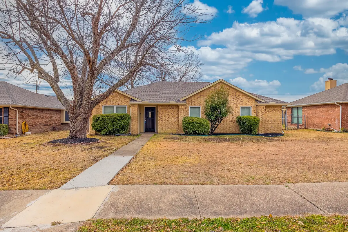 2201 Rockbluff Drive, Rowlett, TX 75088 - #1