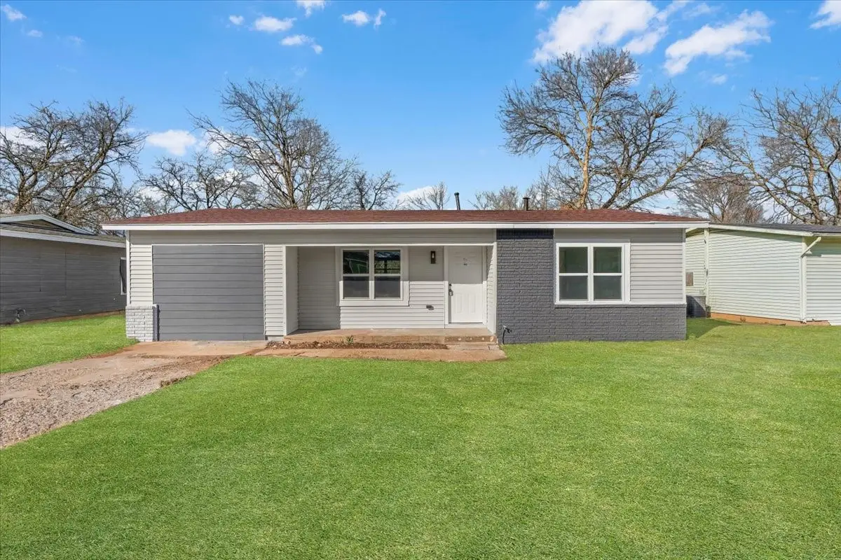 4509 Quails Lane, Fort Worth, TX 76119 - Image #1