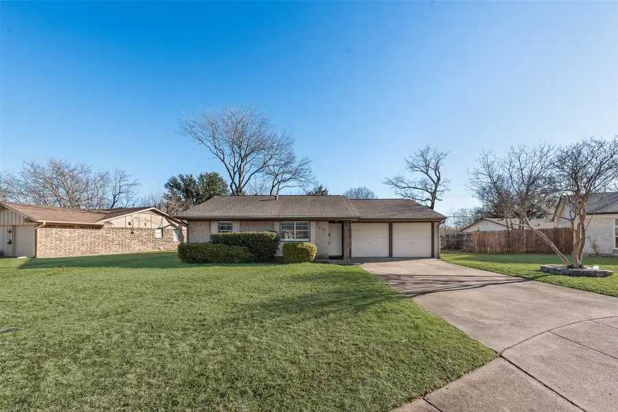 310 Katherine Court, Duncanville, TX 75137 - Image #2
