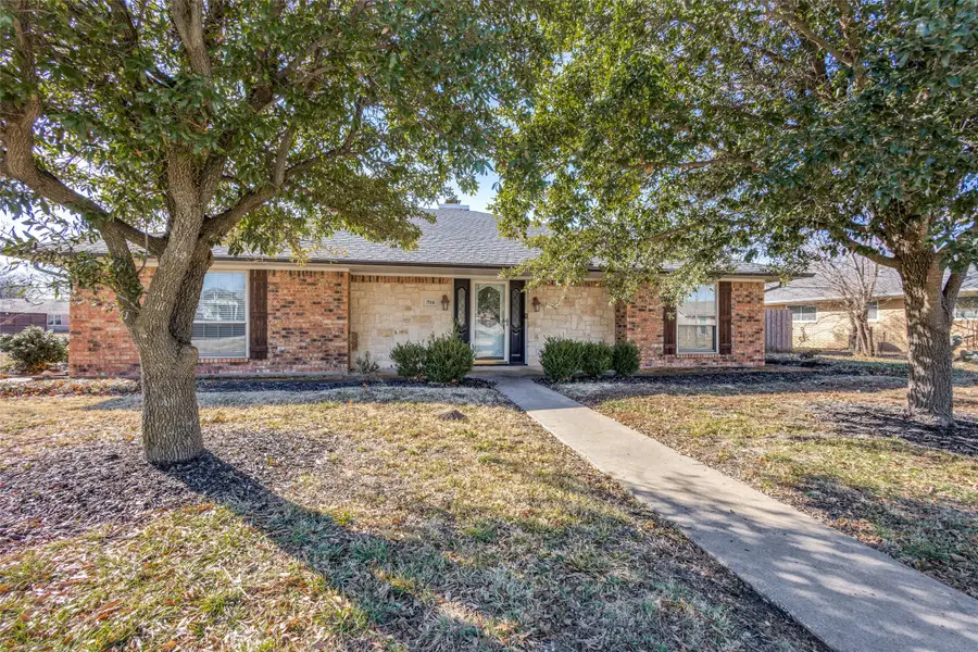 704 W Oak Street, Celina, TX 75009 - #2