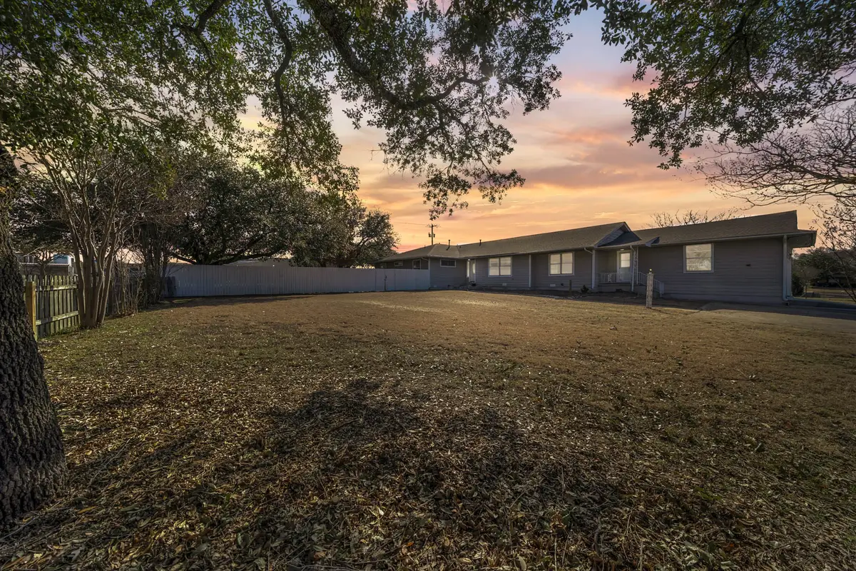 1306 Carr Street, Hillsboro, TX 76645 - #1