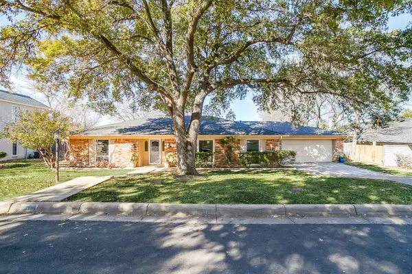 1404 Ems Road W, Fort Worth, TX 76116