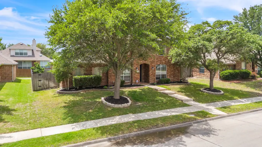 8002 Westover Drive, Rowlett, TX 75089 - Image #2