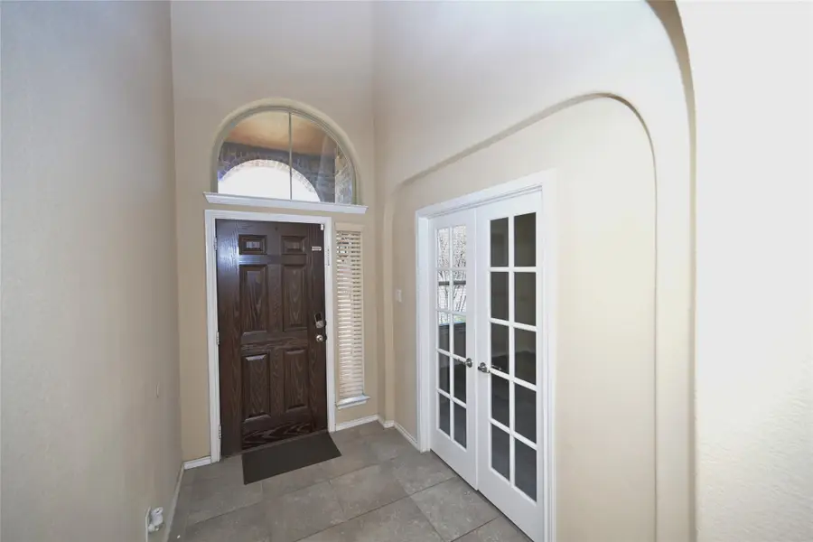 5021 Splitrock Drive, Denton, TX 76210 - Image #3