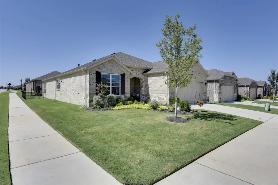 1236 Cornerstone Drive, Little Elm, TX 76227 - Image #2
