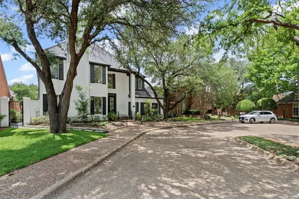 2 Parliament Place, Dallas, TX 75225