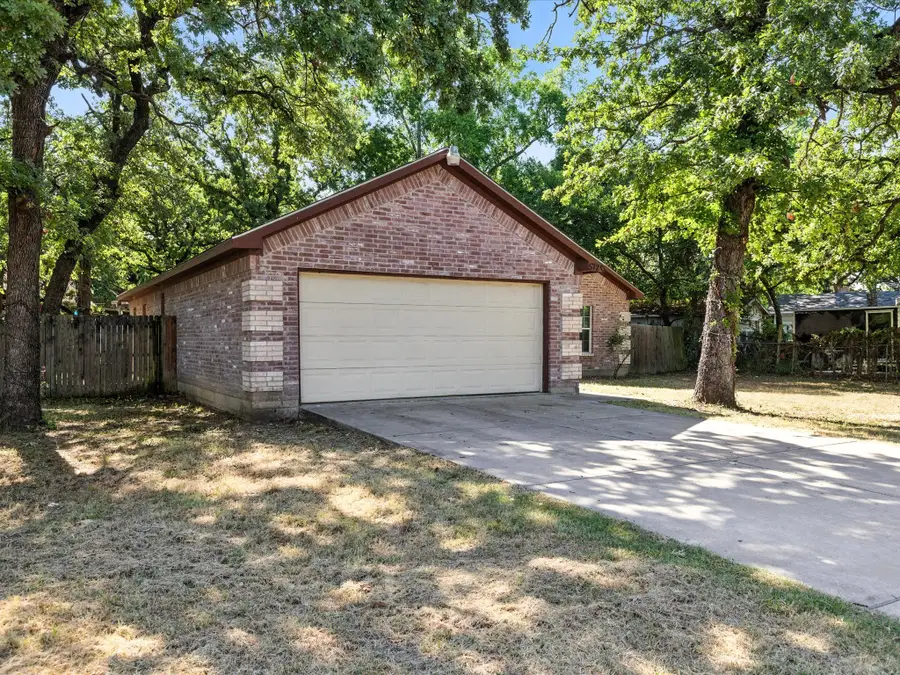 5720 Frisco Avenue, Fort Worth, TX 76119 - #3