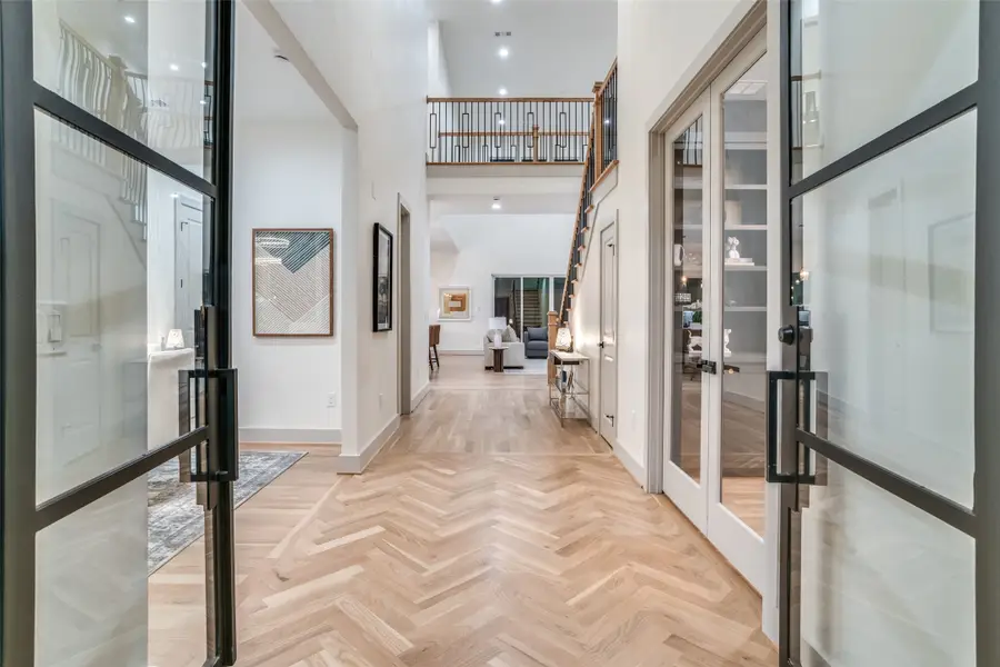 3903 Lively Lane, Dallas, TX 75220 - Image #3