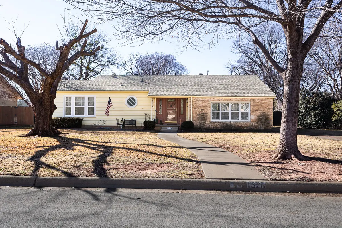 1326 Glenwood Drive, Abilene, TX 79605 - Image #1