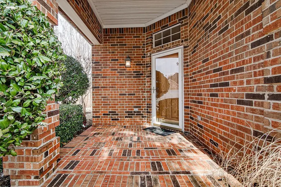 2325 Point Star Drive, Arlington, TX 76001 - Image #3