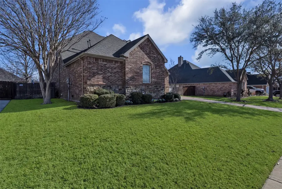 1606 Mallard Circle, Mansfield, TX 76063 - Image #2