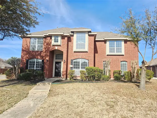 6902 Amesbury Lane, Rowlett, TX 75089