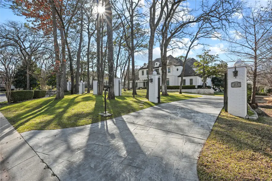 1804 Larkspur Court, Southlake, TX 76092 - #2