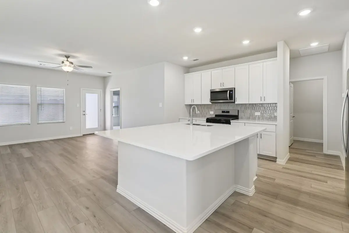 707 Dotty Drive, Princeton, TX 75071 - Image #1