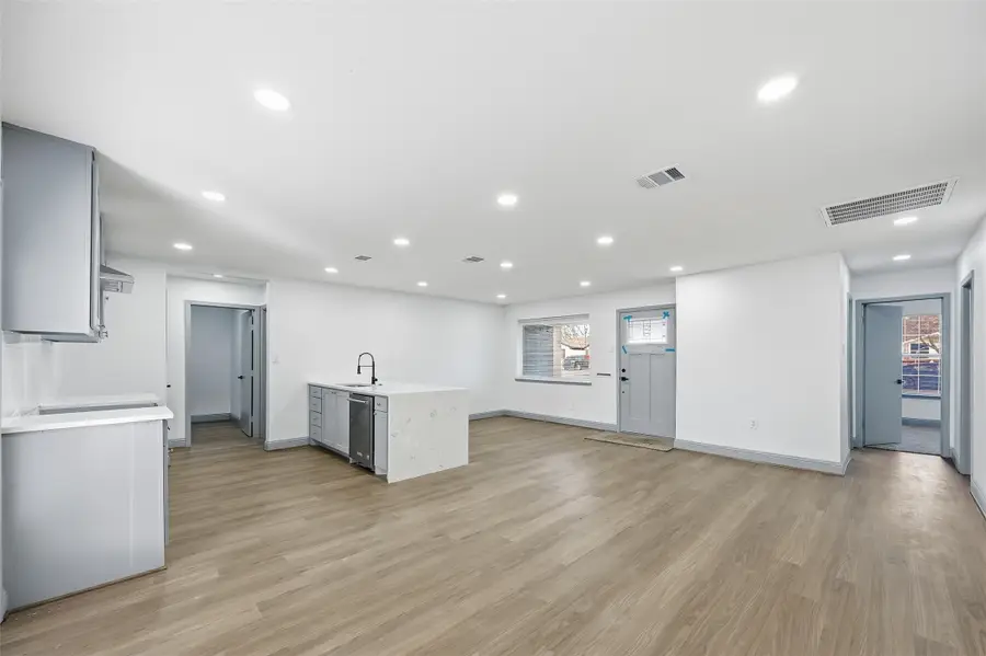 373 S Nachita Drive, Dallas, TX 75217 - Image #3